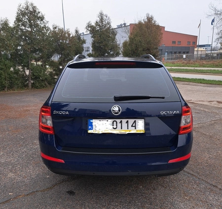 Skoda Octavia cena 42900 przebieg: 111111, rok produkcji 2015 z Warszawa małe 154